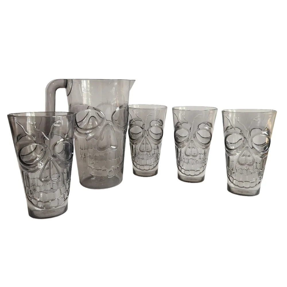 Halloween Creepy Scary Skull Pitcher and 4 Glasses